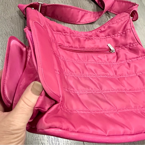 LUG PINK RASPBERRY LARGE CABLE CAR SHOULDER BAG - Picture 2 of 11
